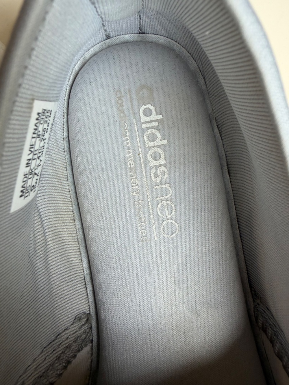 Adidas Neo Slip-on Light Gray & White Tennis Shoes – 9M women’s - Picture 7 of 11